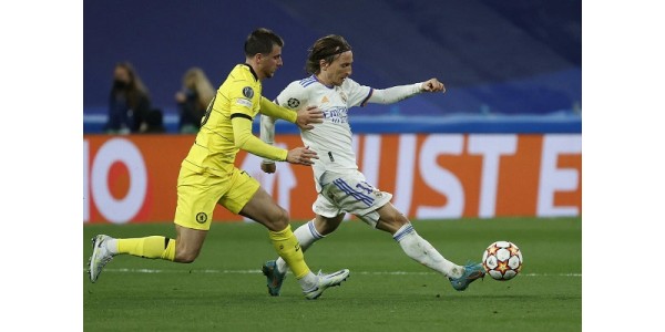 Unterschiedliche Spielergebnisse von Real Madrid und Bayern München